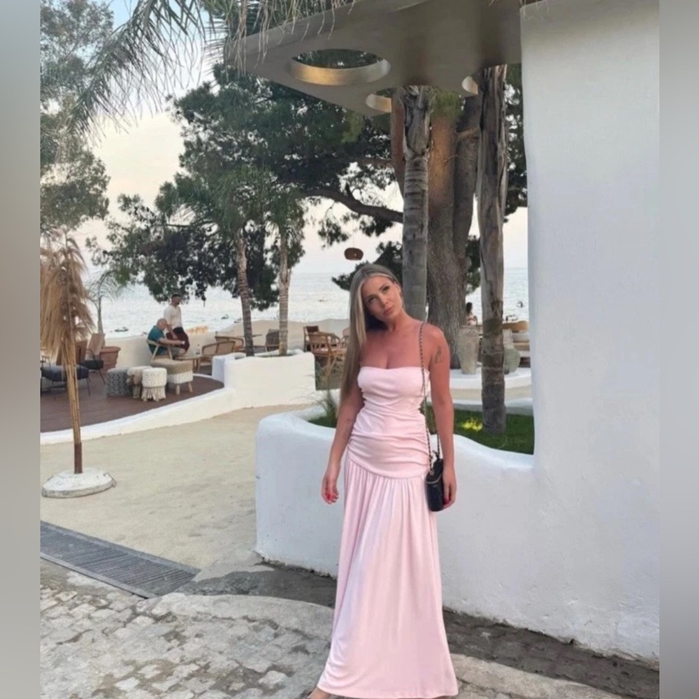 ZARA NWT RUCHED LIGHT PINK STRAPLESS MIDI DRESS - Picture 10 of 16